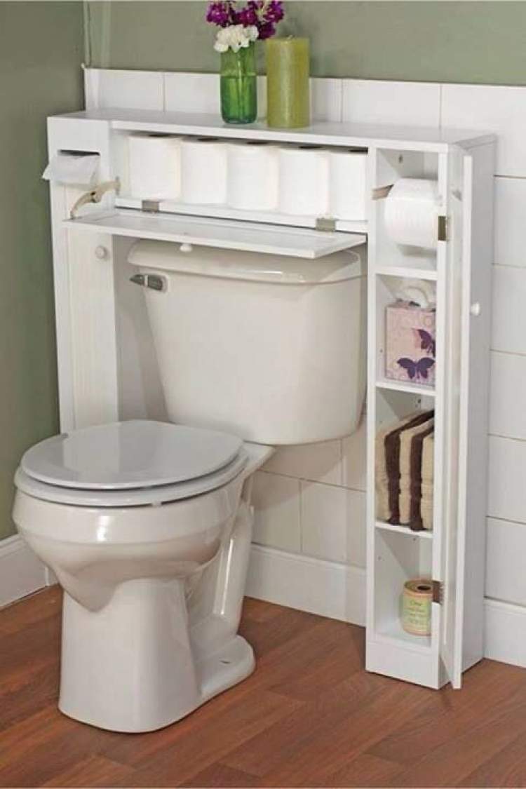 Trick to make a small bathroom more spacious