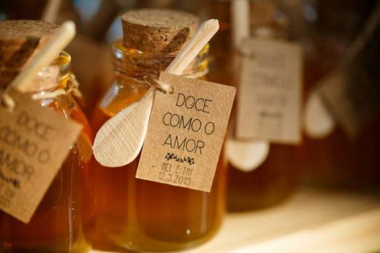 super cute ideas for wedding favors