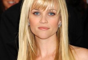 Reese Witherspoon e penteados lisos