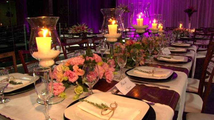 Wedding arrangements with lisianthus