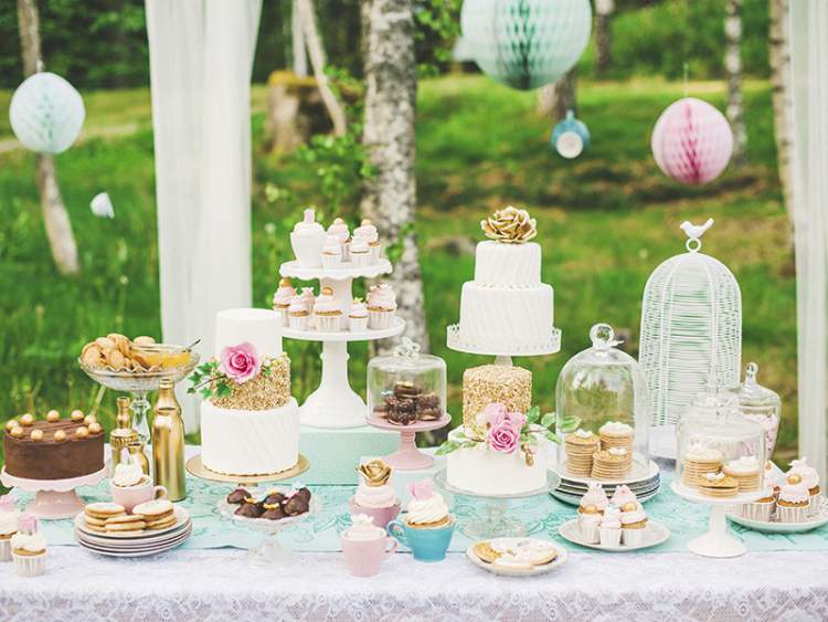 Bridal shower is in the past!  See 7 new shower ideas for brides