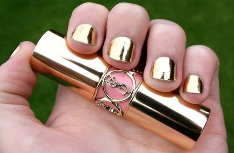 photo of metallic nails