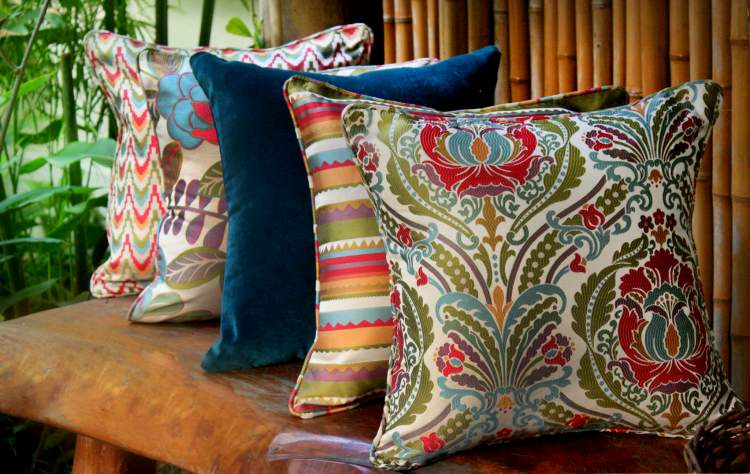 decorative pillows