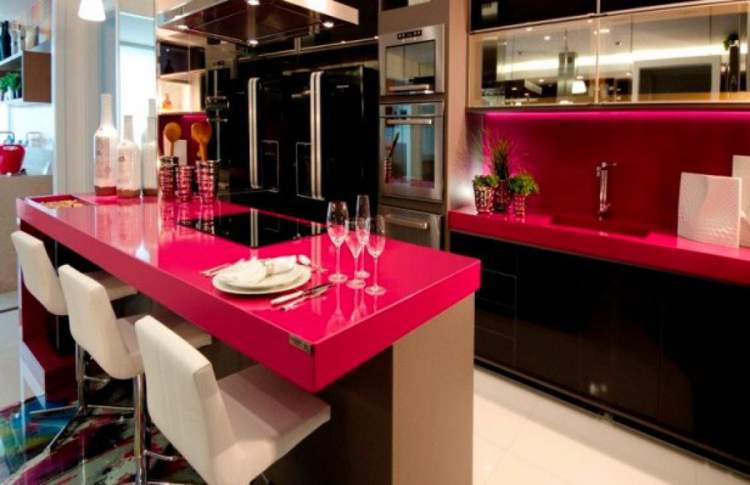 Intense colors among the trends for kitchen decoration in 2017