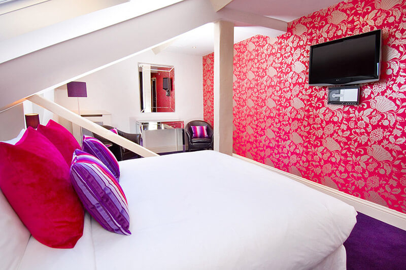 Room decorated in pink