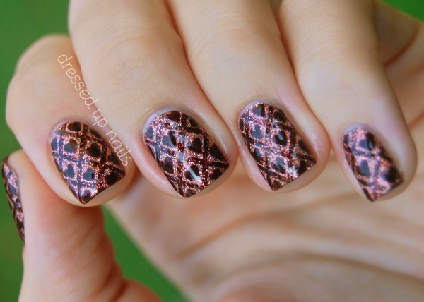 Nails with heart designs