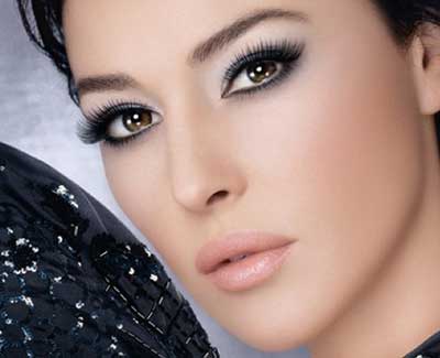 White eyeshadow: tips on how to use + inspiration