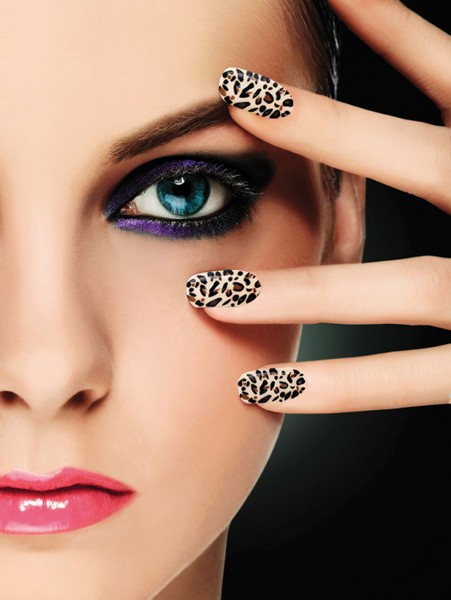 Leopard false nails