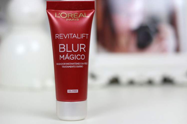 Revitalift Magic Blur, by Loreal Paris