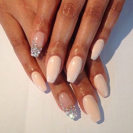 Ballerina style nails 