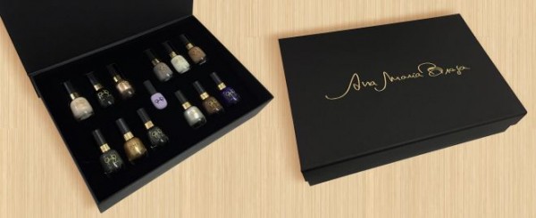 Ana Maria Braga nail polish bag