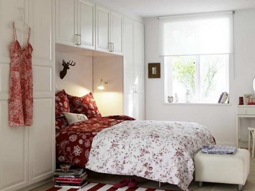 Wardrobe around the bed to decorate a small bedroom