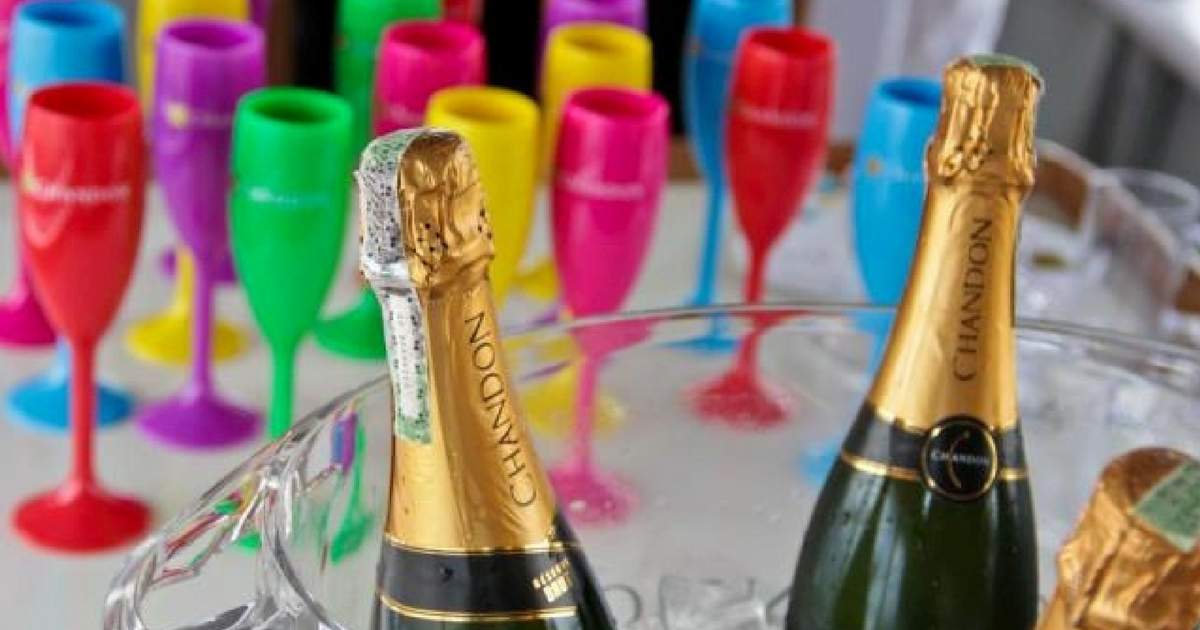 10 tips for organizing a New Year's party at home