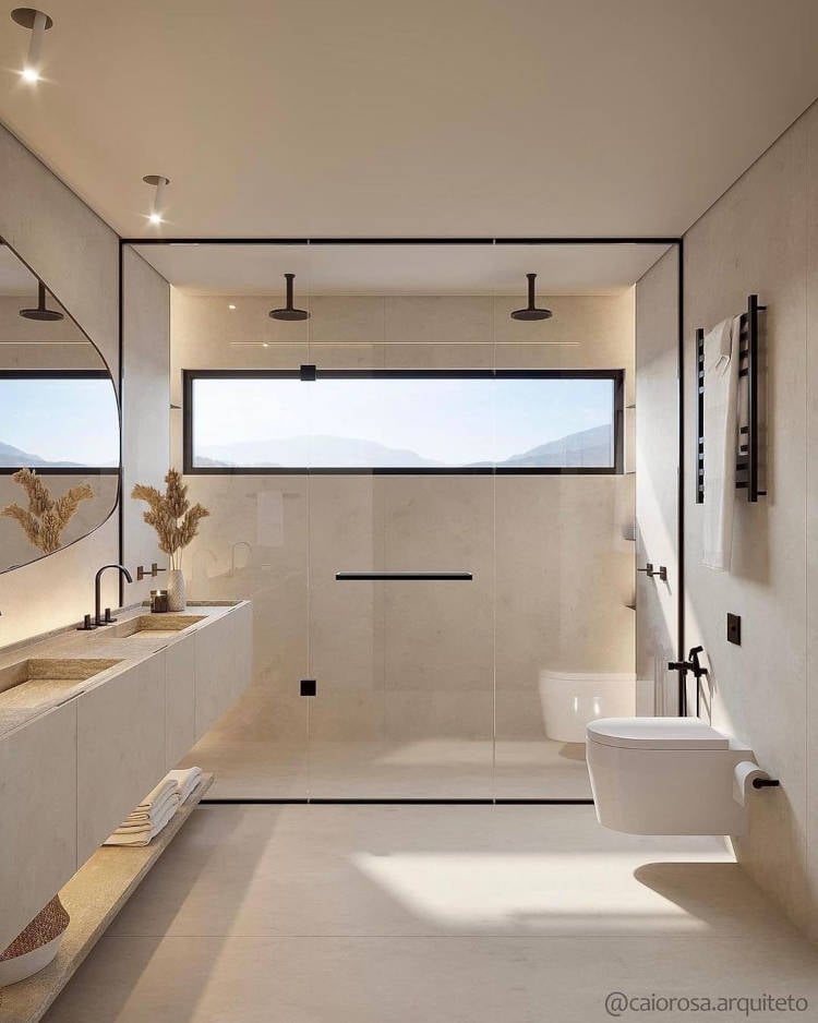 Black and white bathroom with porcelain tiles.