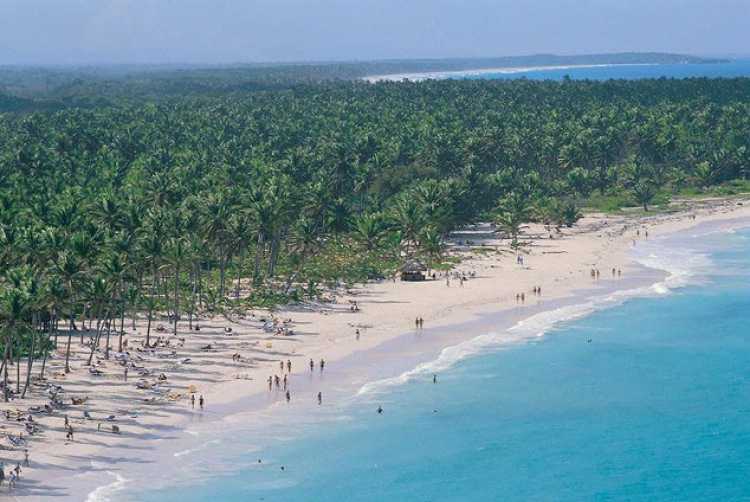 Punta Cana (Dominican Republic) is one of the stunning and not so expensive destinations to spend your honeymoon