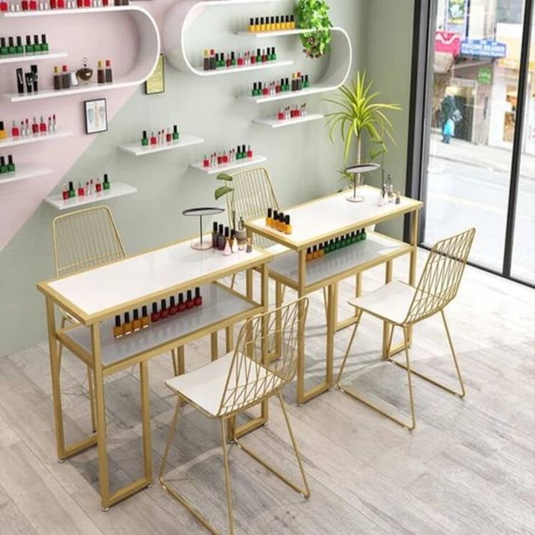 Manicure table and chair.