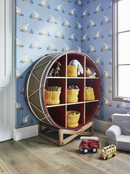 Room with ship design.