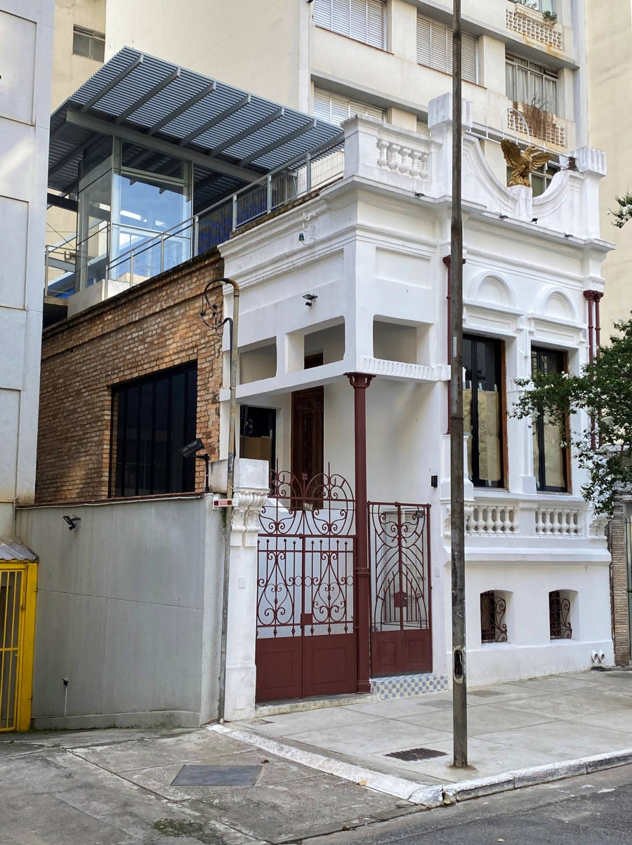 Renovation of the Casarão Barão de Tatuí, in São Paulo, by Jamelo Arquitetura.  Photo: Lorenz Meili