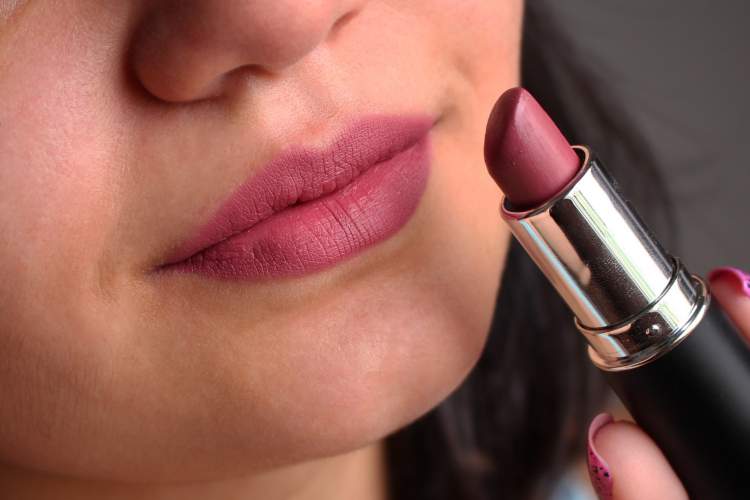 Cream-textured lipstick is one of the makeup tricks that drives men crazy