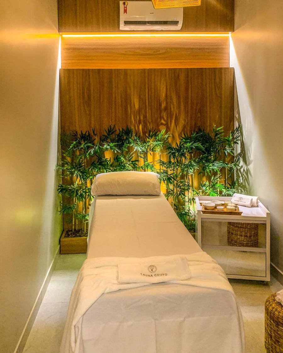 Massage room decorated with bamboo.