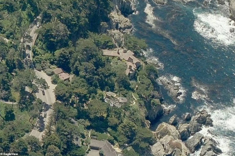 Aerial image of Brad Pitt's new home.