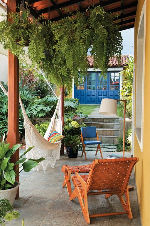 Leisure area on the balcony with hammock.