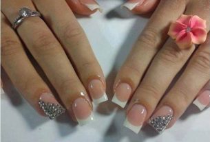 imagem de unhas decoradas para noivas