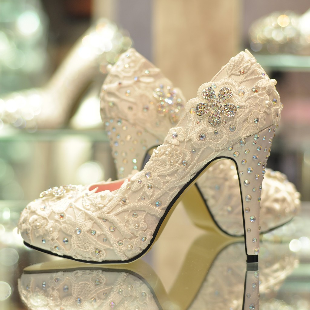 luxury shoes for demanding brides