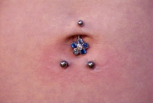 Is navel piercing dangerous?  It hurts?  All you need to know