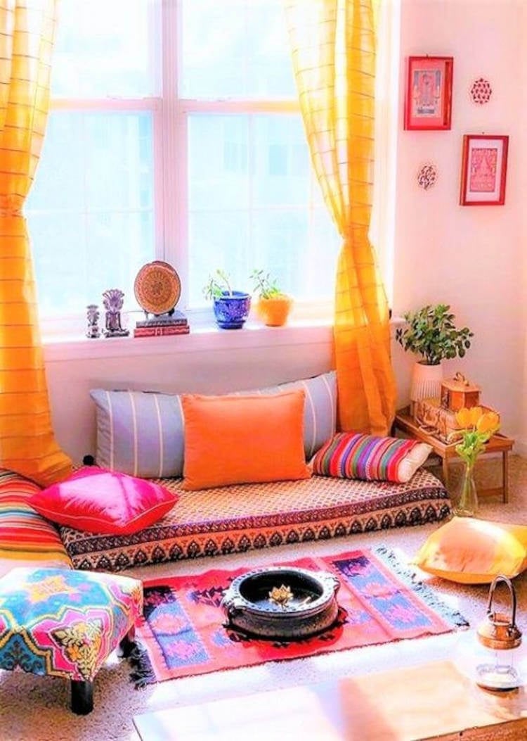 Decoration with vibrant colors.