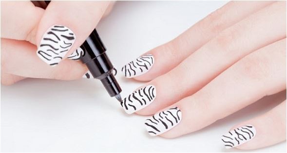 Decorated Nails 2015 white nail polish with black streaks