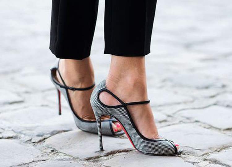 high-heeled sandal