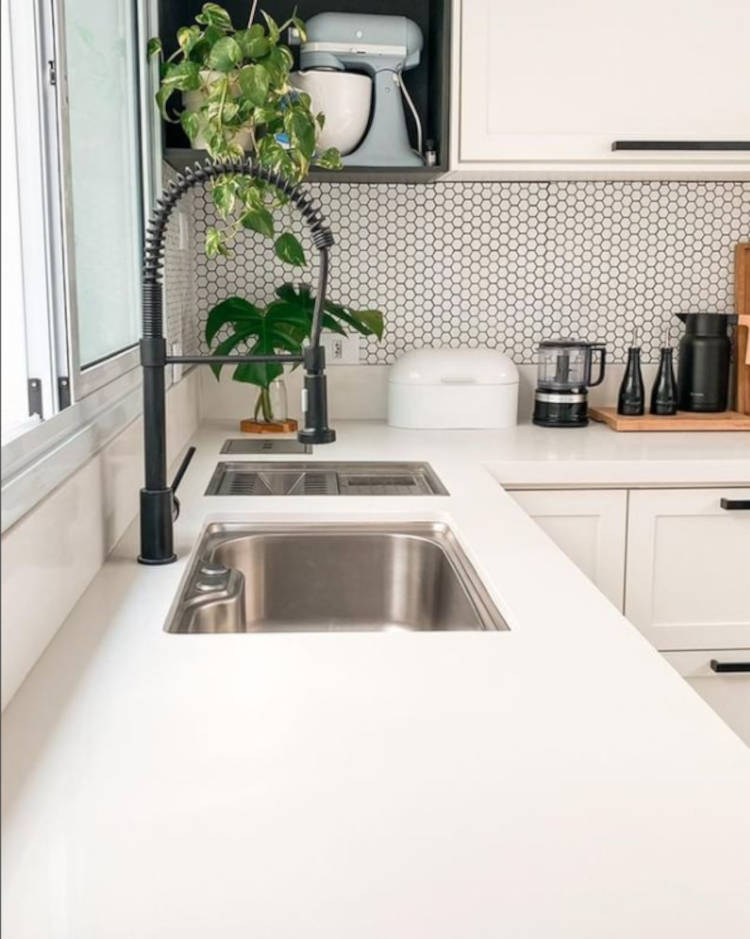 Black and white kitchen.