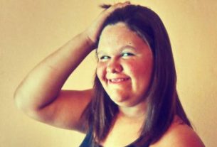 Teenager dies while straightening hair