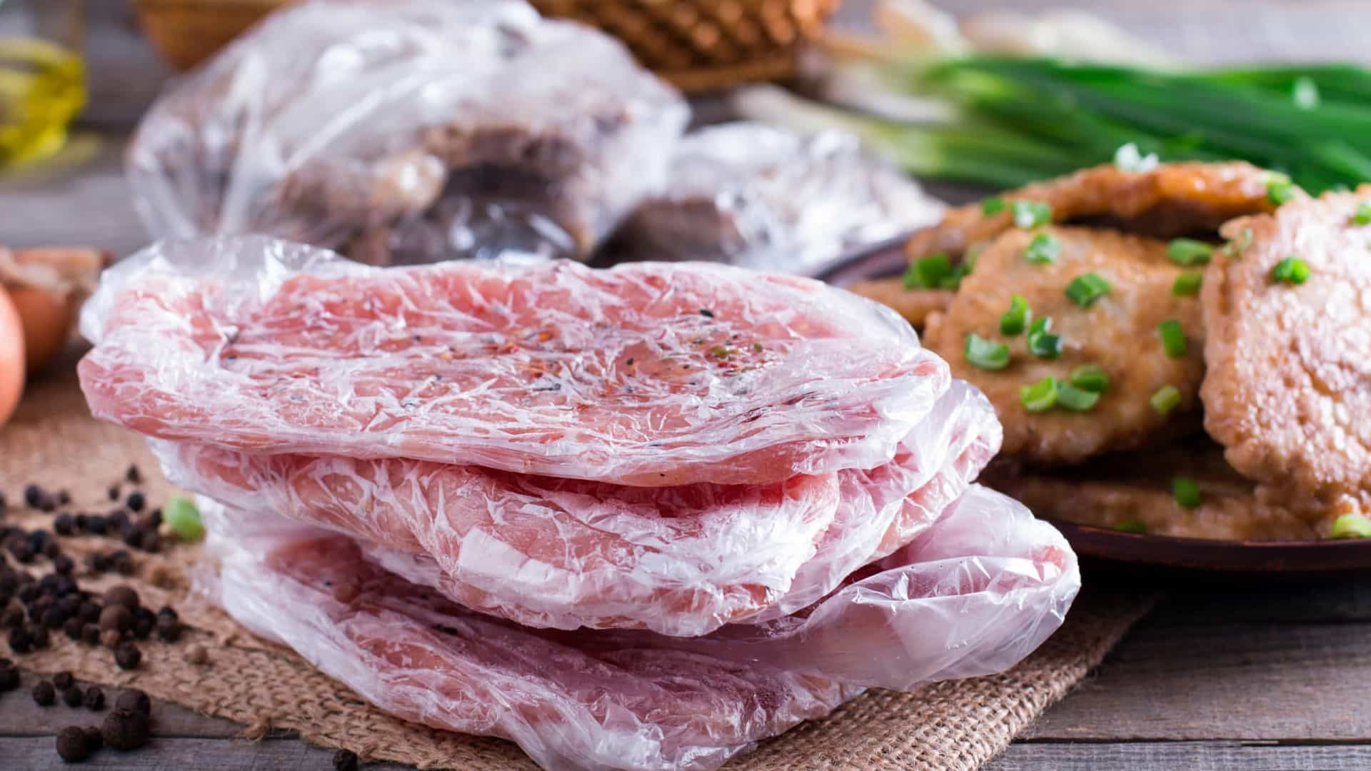 How to defrost meat safely?  5 safe ways