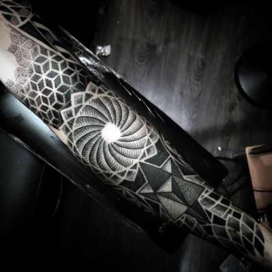 What is geometric tattoo?  60 inspirations that you will love