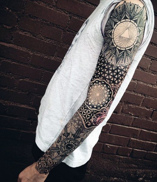 What is geometric tattoo?  60 inspirations that you will love