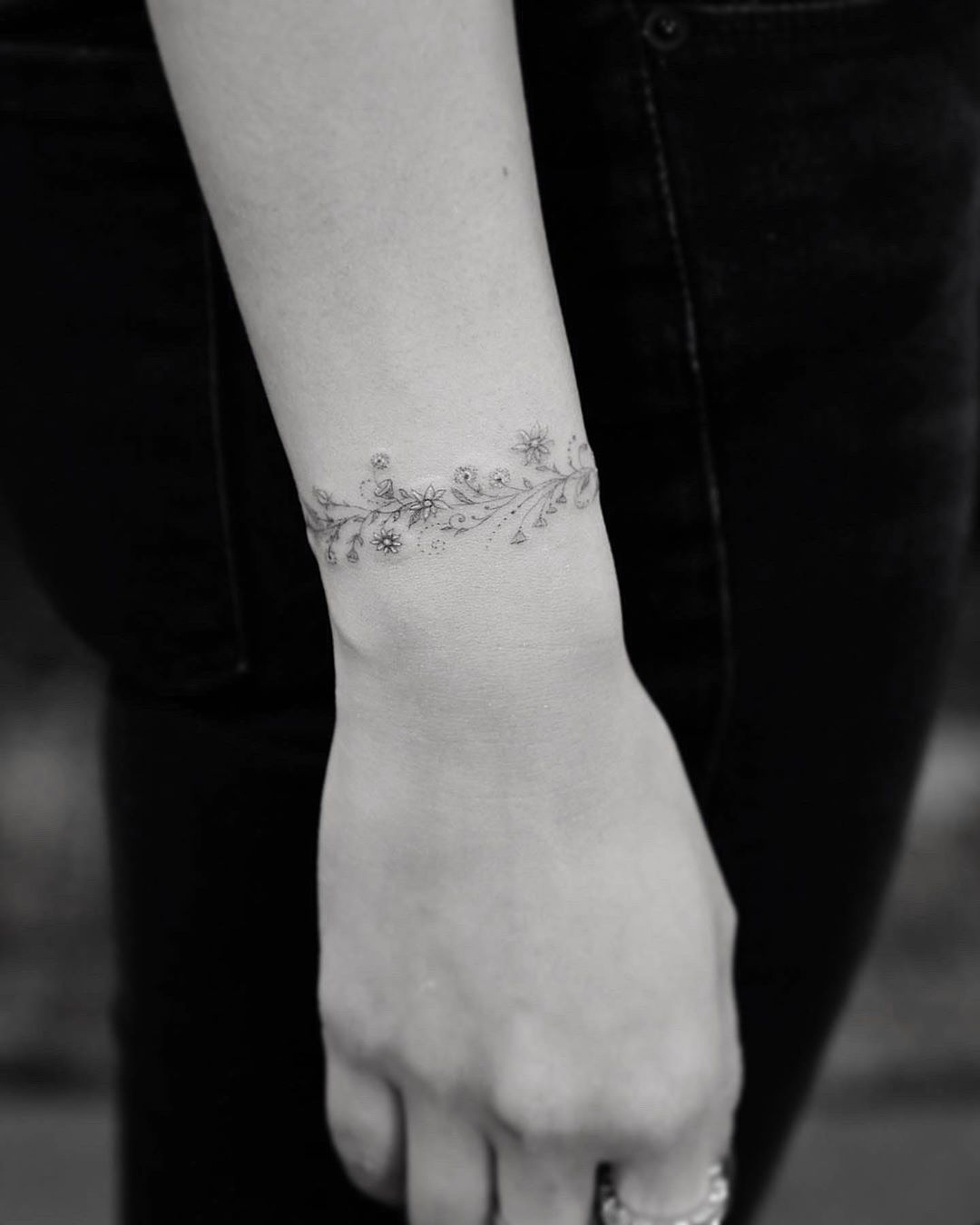 Pointillism tattoo: 70 delicate inspirations to inspire you