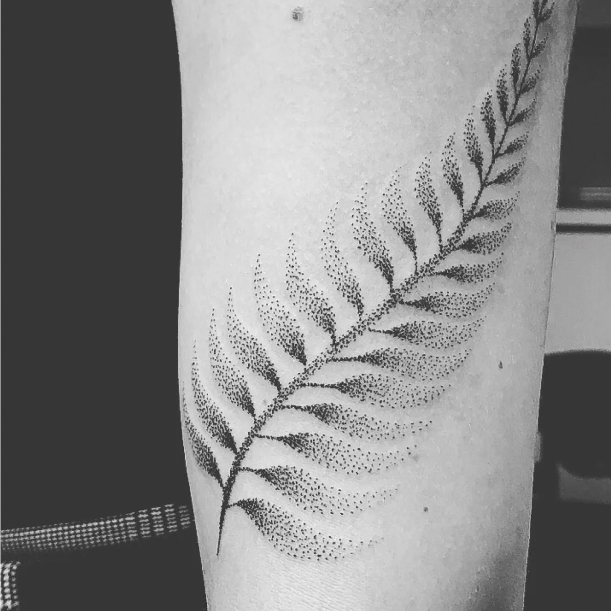 Pointillism tattoo: 70 delicate inspirations to inspire you