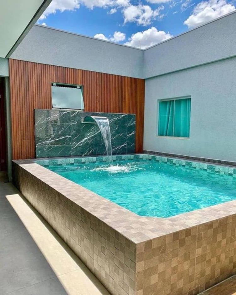 Checkered floors in the pool.