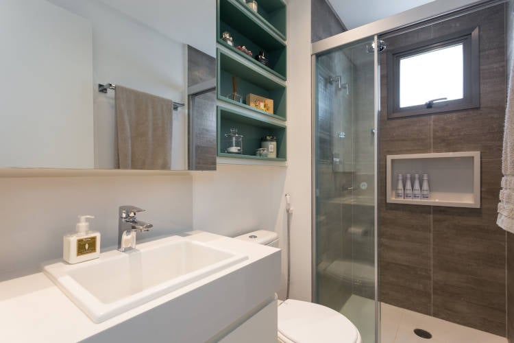 Bathroom with built-in niches.