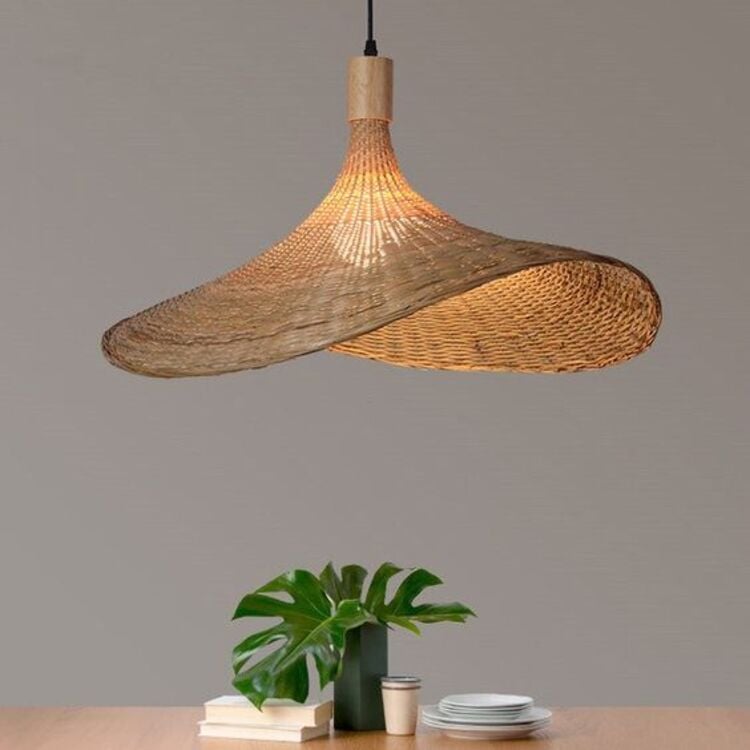 Straw lamp.