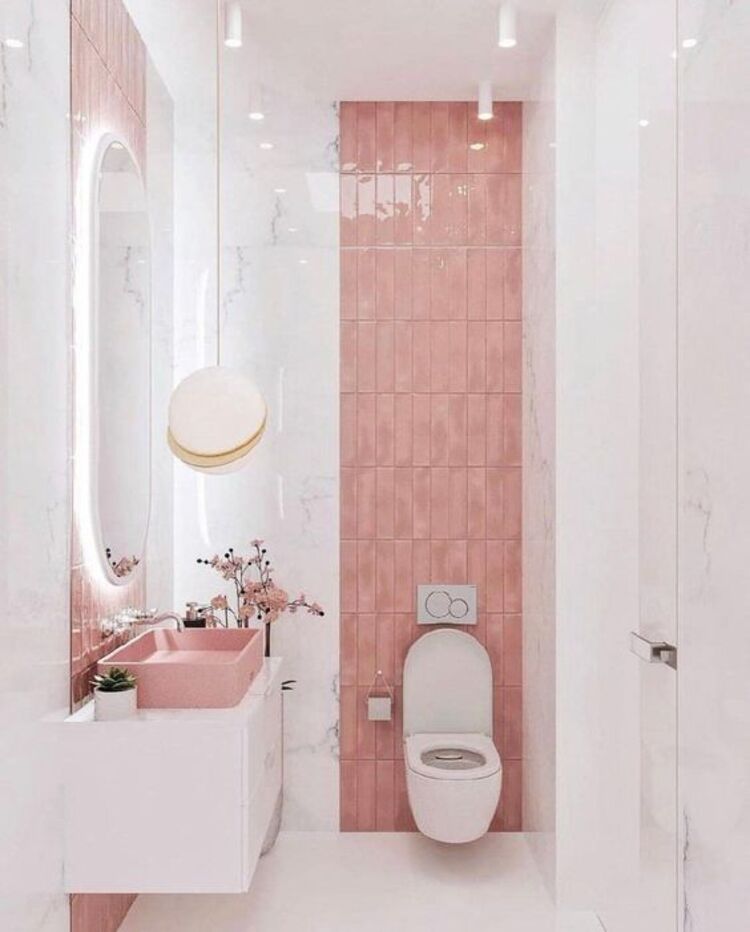 Pink in the bathroom decoration.