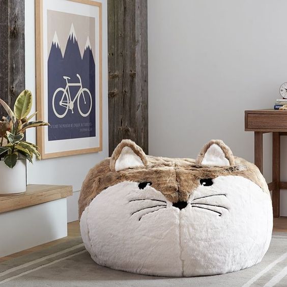 Fox-shaped pouf.