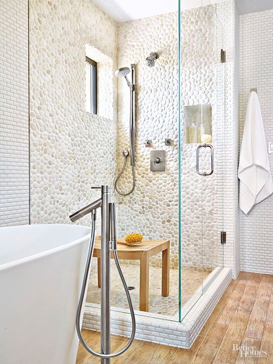 Bathroom with white pebbles.