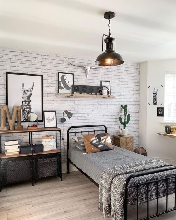 Industrial decor in the single bedroom.