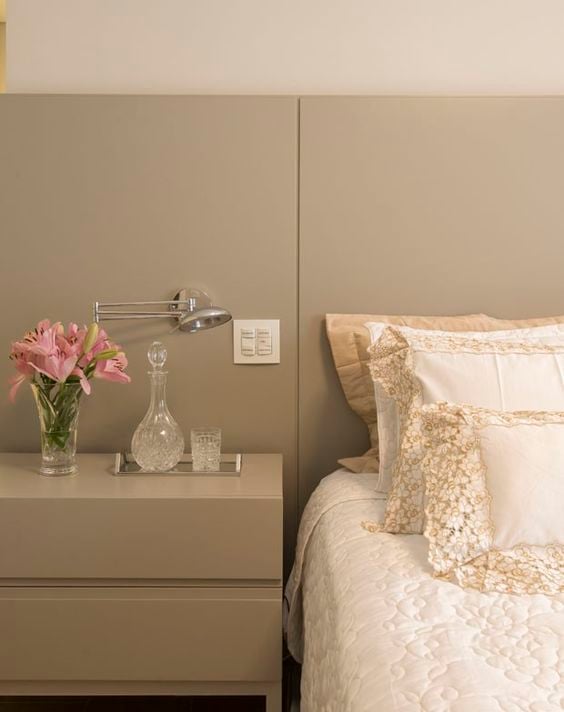 Neutral headboard.