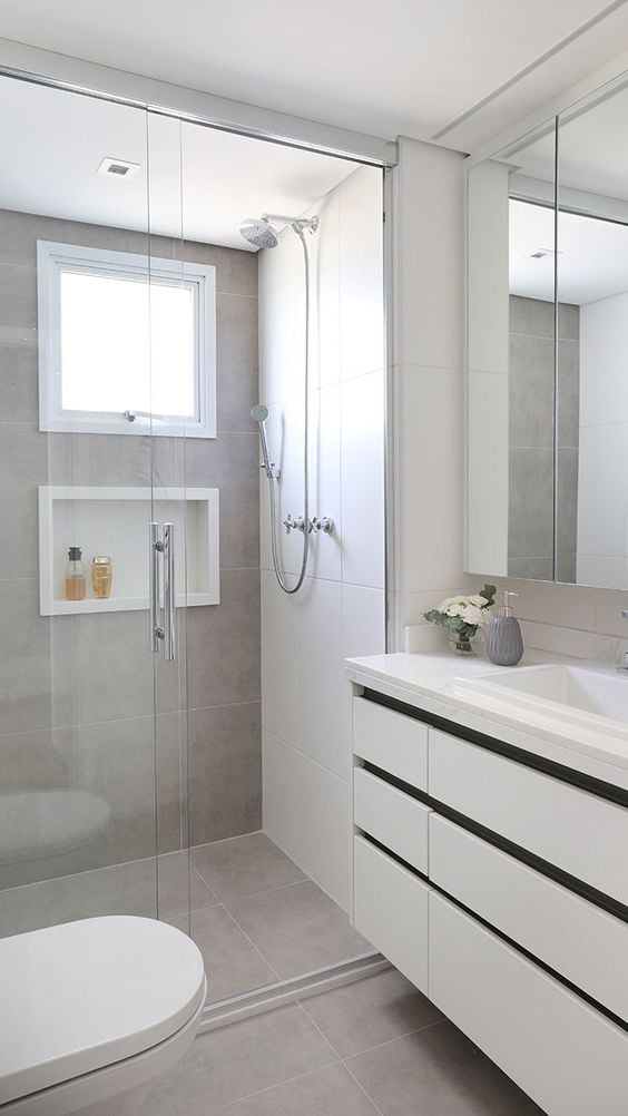 White and gray bathroom