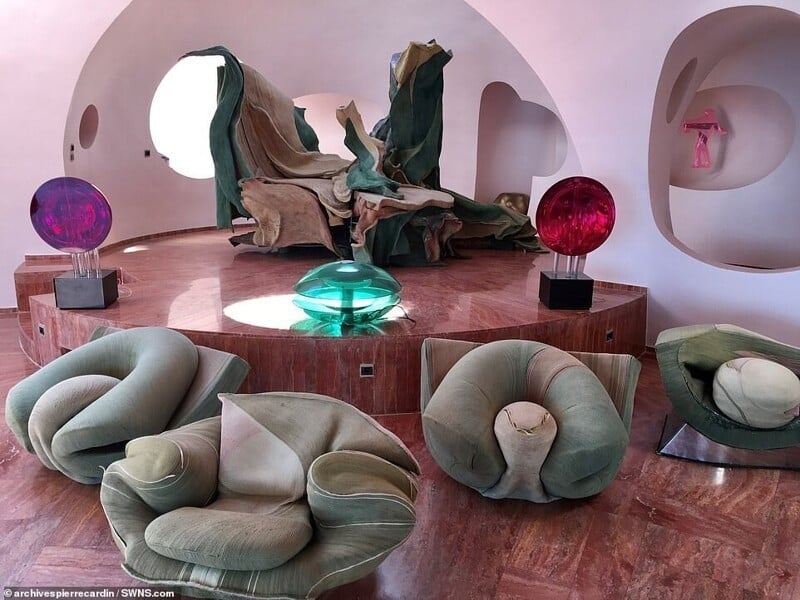 Pierre Cardin's house