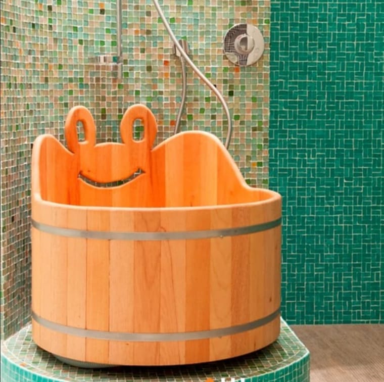 Children's hot tub